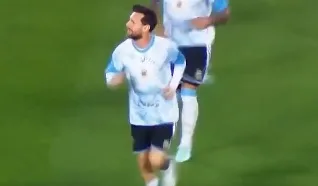 Messi salió al campo y el Monumental volvió a emocionarse