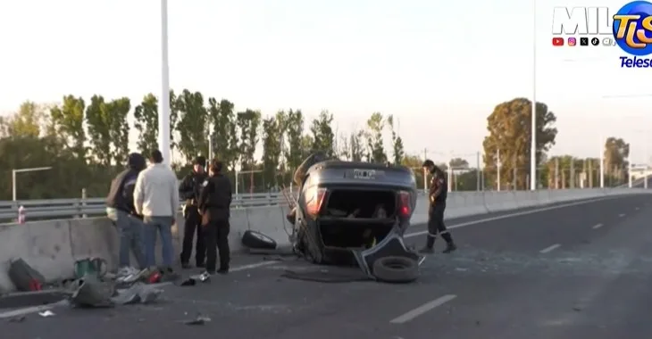 Fuerte vuelco en Chimbas: un automóvil terminó dado vuelta en Ruta 40