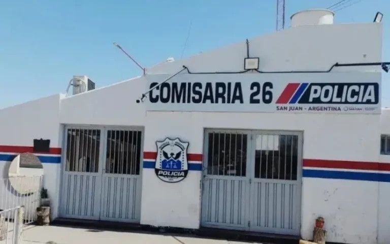 Robaron una pistola y $2.500.000 en una casa de Chimbas