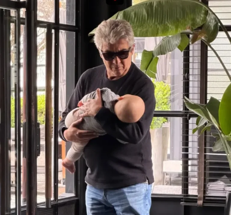 Ricardo Darín enterneció las redes con una postal junto a su nieto Dante: “El abuelo”