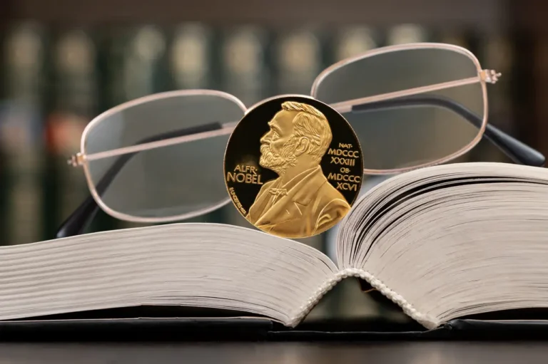 Tres argentinos entre los candidatos al Premio Nobel de Literatura 2026: quiénes son