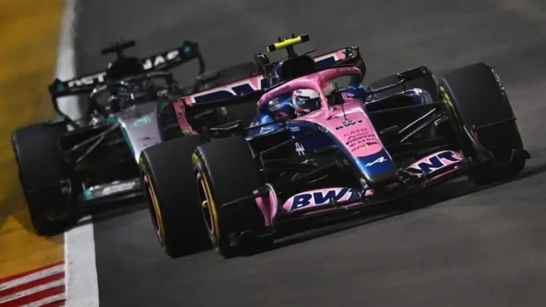 Franco Colapinto abandonó en el GP de Singapur