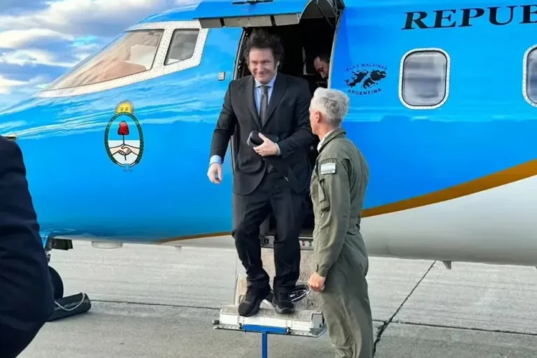 Milei aterriza en Washington para reunirse con empresarios