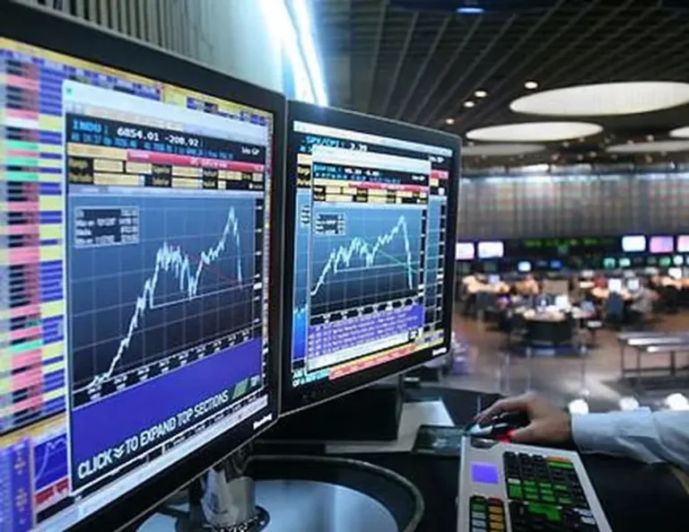 La Bolsa argentina cayó y el riesgo país subió a 611 puntos