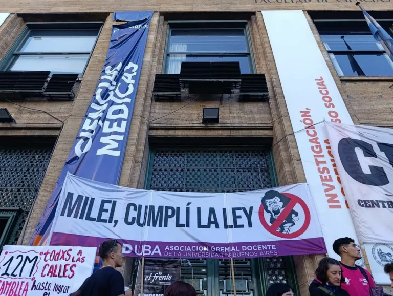 La Justicia multó al Gobierno con $100.000 diarios por incumplir una medida sobre las universidades