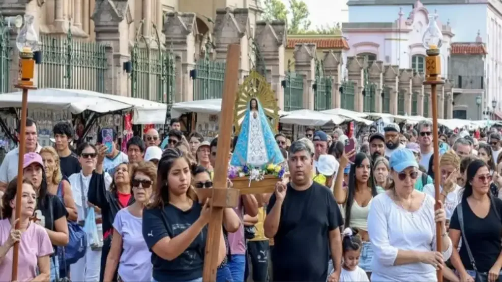 Se realiza la 52ª Peregrinación a Luján: sería una de las más convocantes de la historia