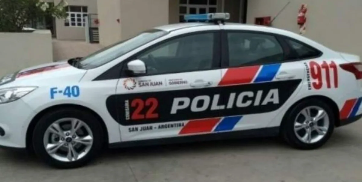 Su propia madre lo entregó a la Policía: estaba prófugo por un robo y terminó acorralado en la casa familiar