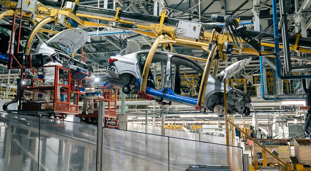 La producción de autos cayó 15,6% en septiembre, pero las exportaciones alcanzaron el máximo del año