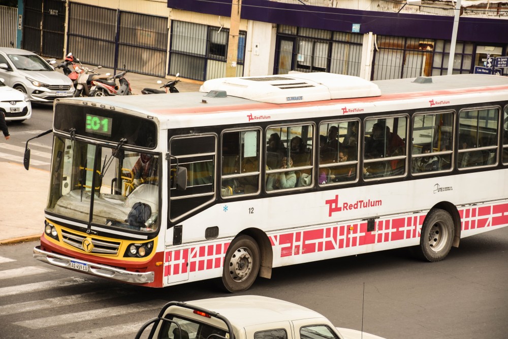 La UTA y ATAP llegaron a un acuerdo: “En los próximos minutos saldrán a circular los colectivos”