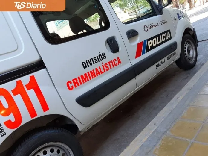 A plena luz del día: balearon a un limpia vidrios y los atacantes huyeron a toda velocidad en moto