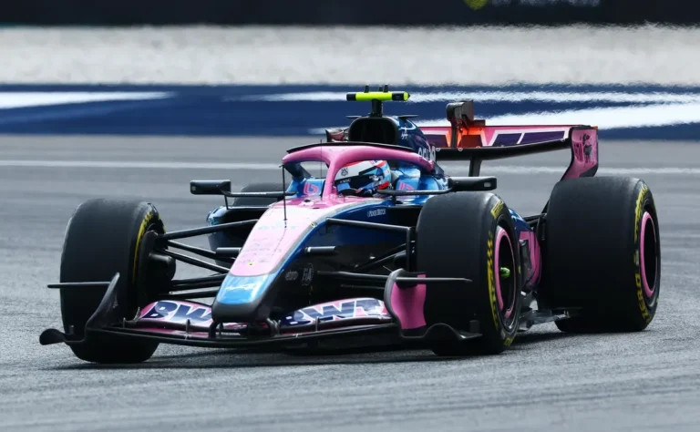 Colapinto terminó 19° en la práctica libre del GP de Singapur y se prepara para la clasificación Sprint
