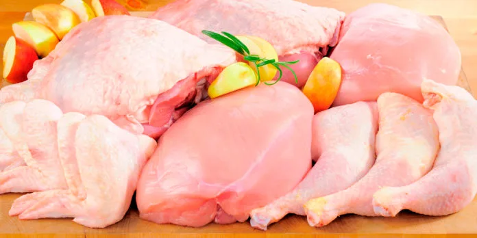 Por primera vez, los argentinos comieron más pollo que carne vacuna
