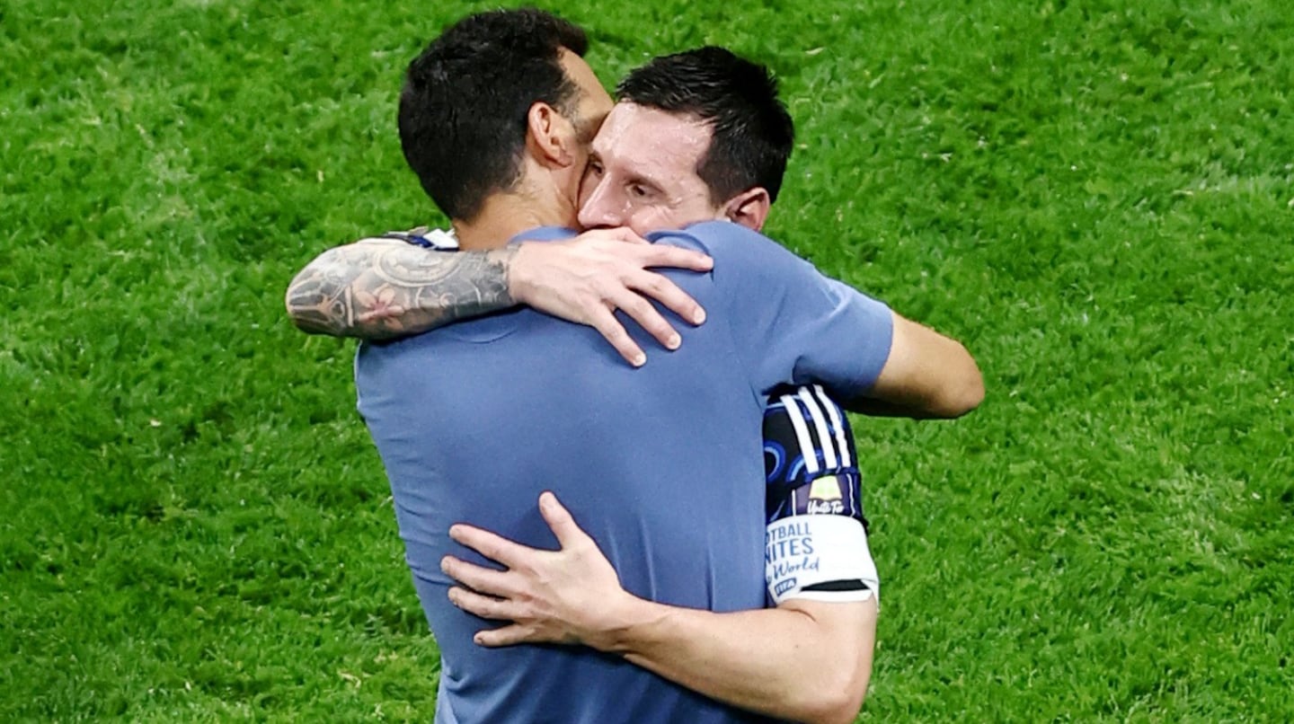 El mensaje de Scaloni a Messi tras su despedida de la Selección: “Serás la luz que iluminará a un montón de chicos”