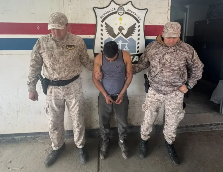 Detuvieron a dos hombres con pedidos de captura vigentes