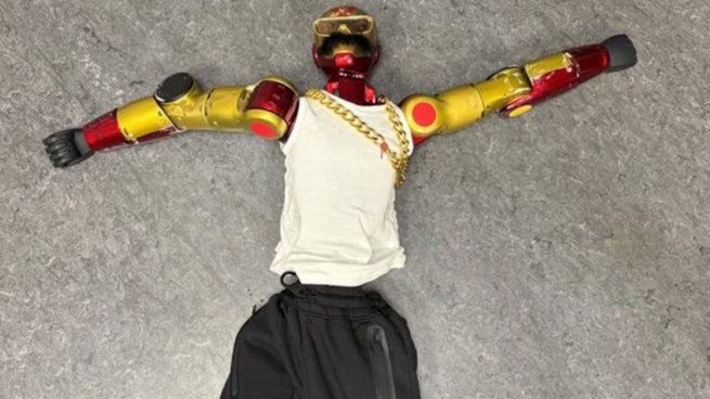 Investigan a los dueños de un robot por un presunto caso de acoso sexual a una adolescente